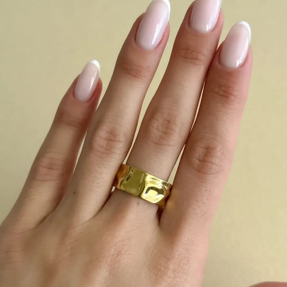 Hammered ring #2298